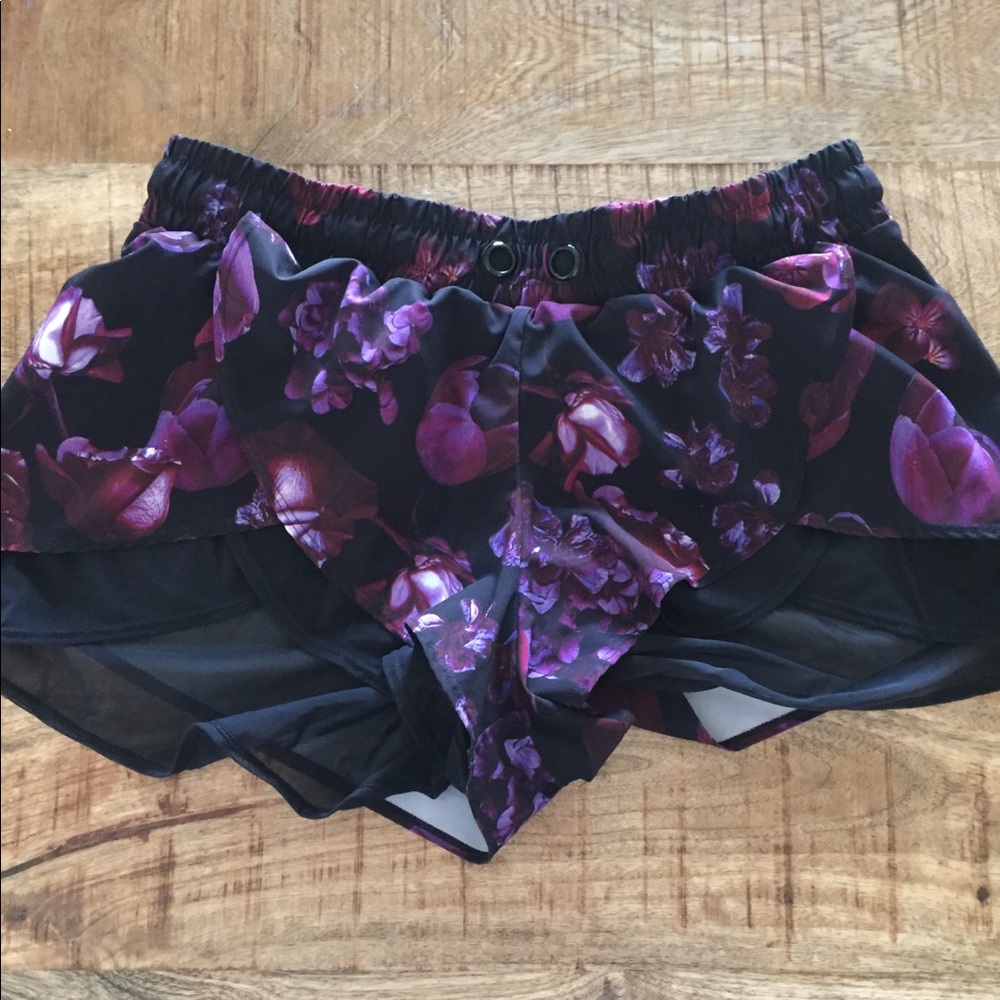 PopFlex floral shorts with mesh//size 8
